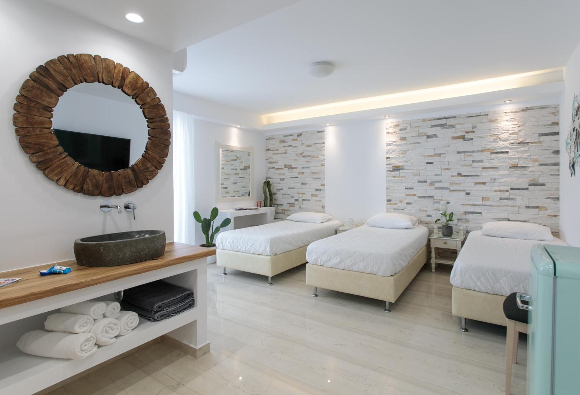 Margo Studios Naxos City Room photo