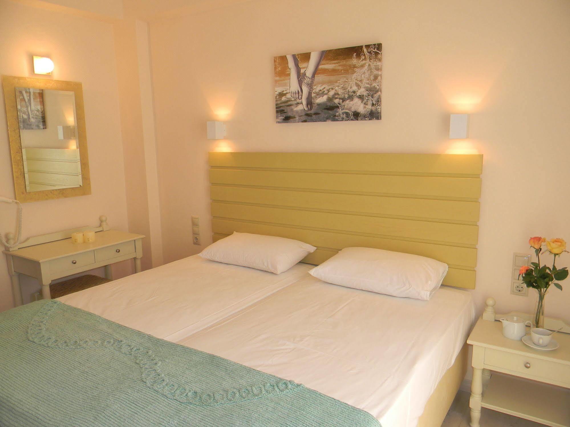 Margo Studios Naxos City Exterior photo