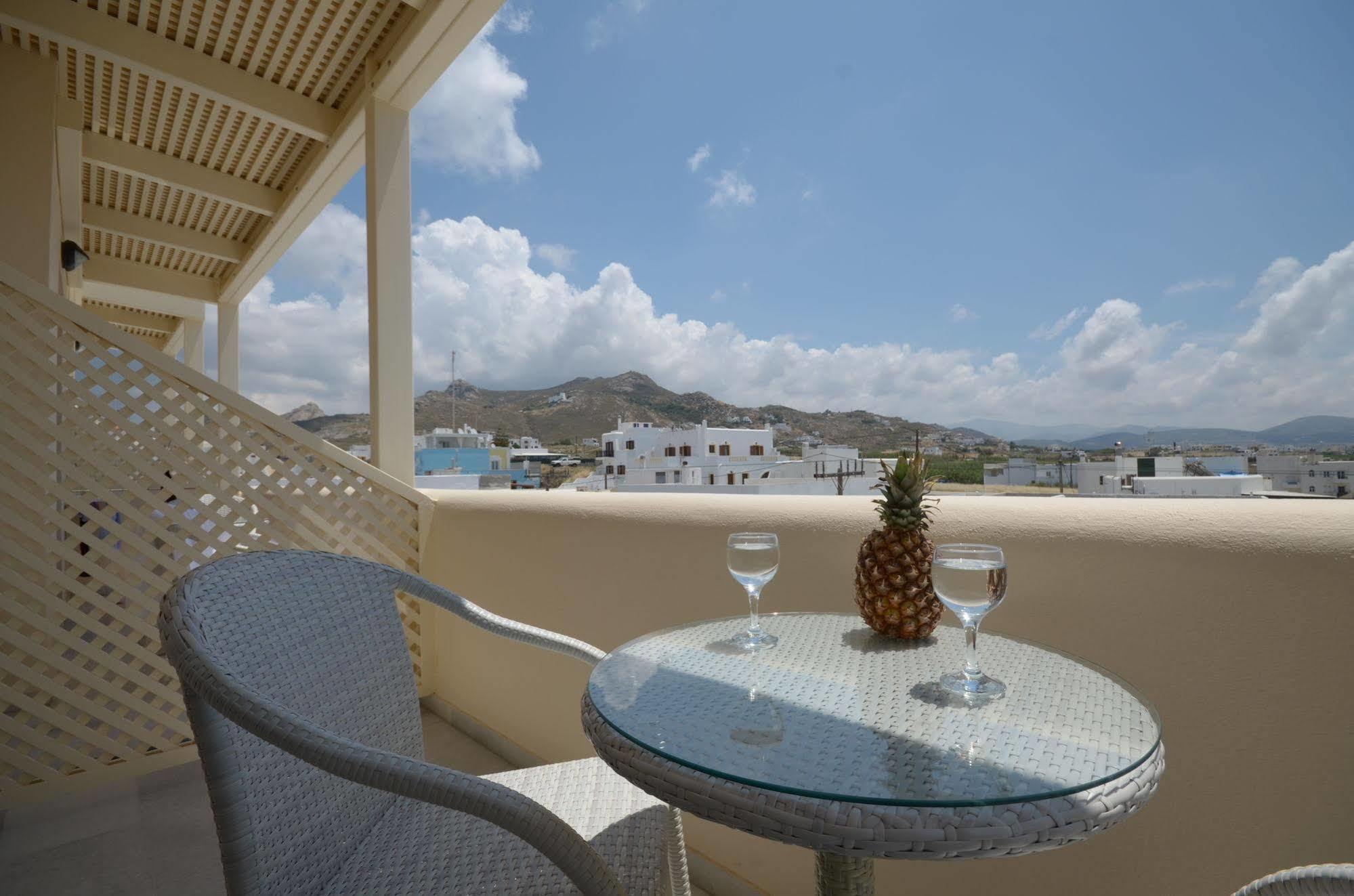 Margo Studios Naxos City Exterior photo